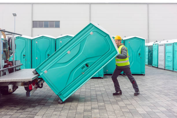 Best Porta potty delivery and setup  in Bloomingdale, NJ